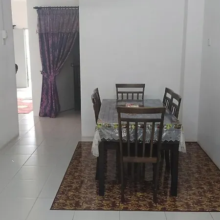 Ainur Homestay Malacca Exterior photo