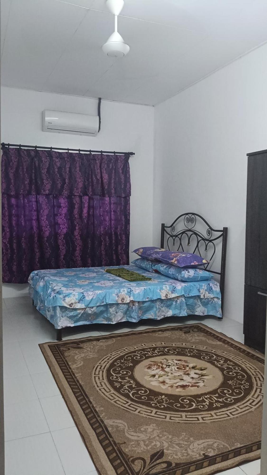 Ainur Holiday home *