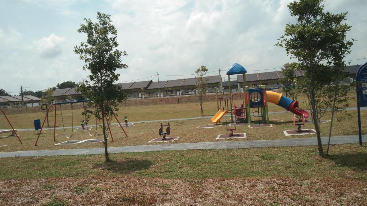 Ainur * Malacca